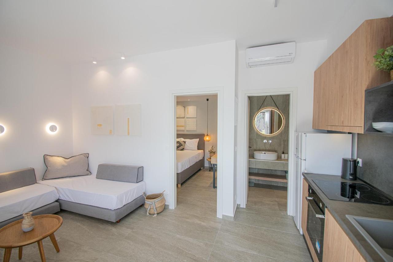 Coel Luxury Suites By Rentalspro Services - Potidea Halkidiki Νέα Ποτίδαια Εξωτερικό φωτογραφία