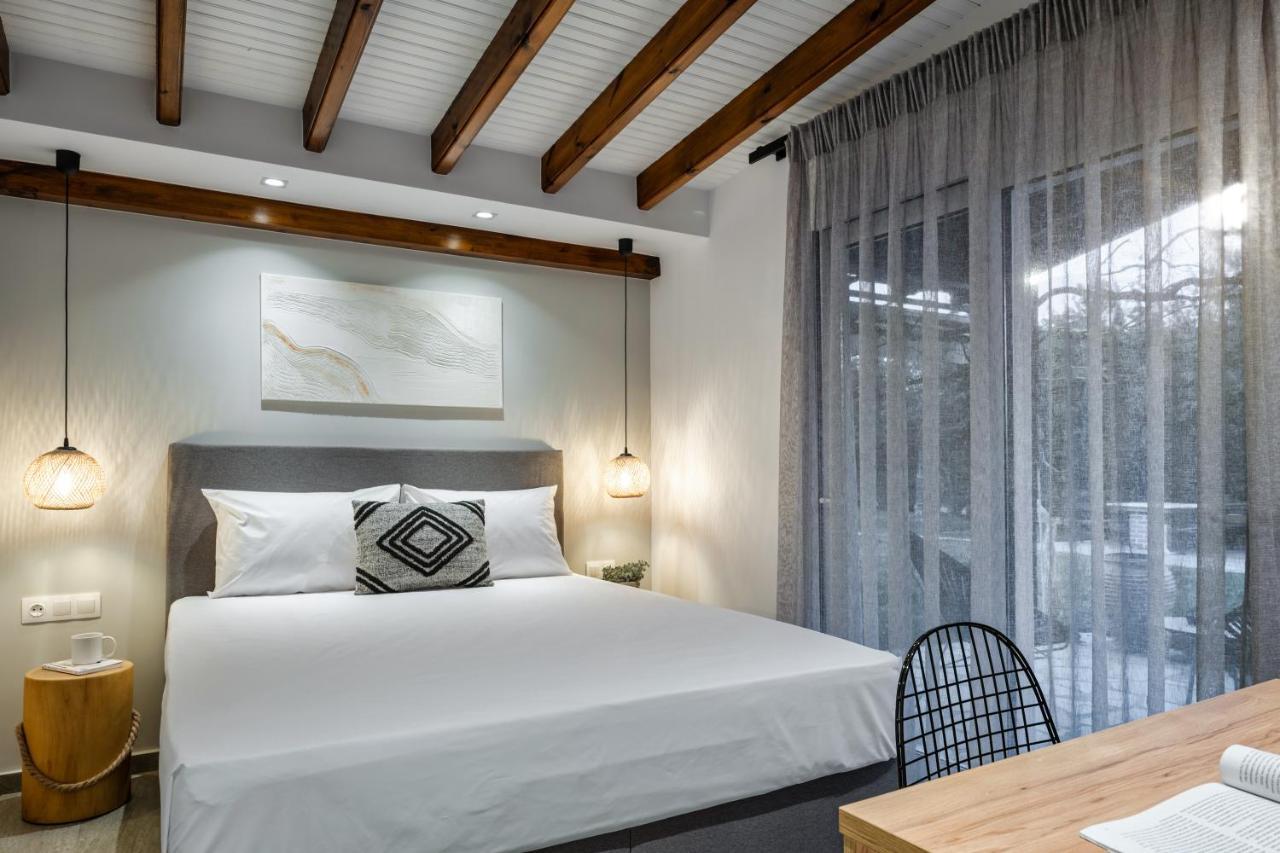 Coel Luxury Suites By Rentalspro Services - Potidea Halkidiki Νέα Ποτίδαια Εξωτερικό φωτογραφία