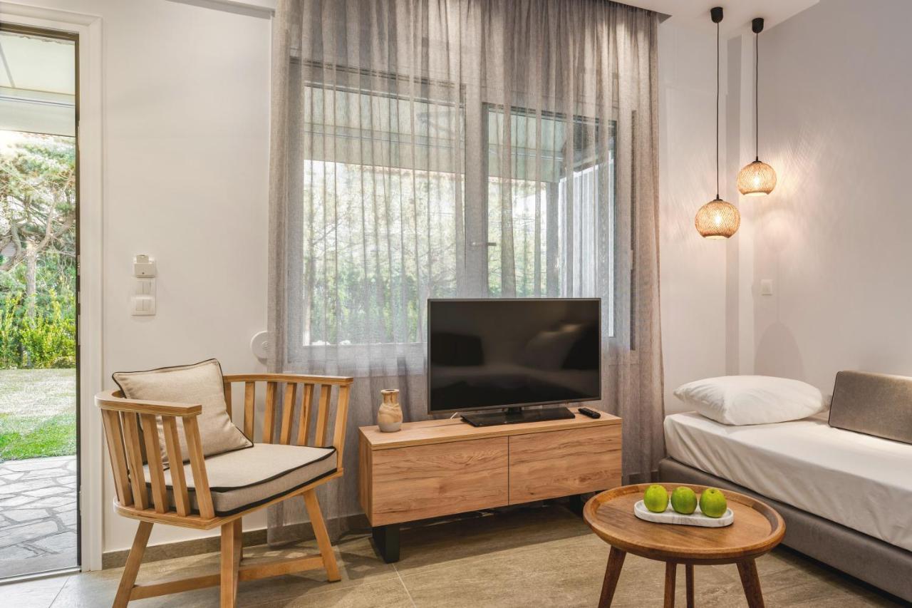 Coel Luxury Suites By Rentalspro Services - Potidea Halkidiki Νέα Ποτίδαια Εξωτερικό φωτογραφία